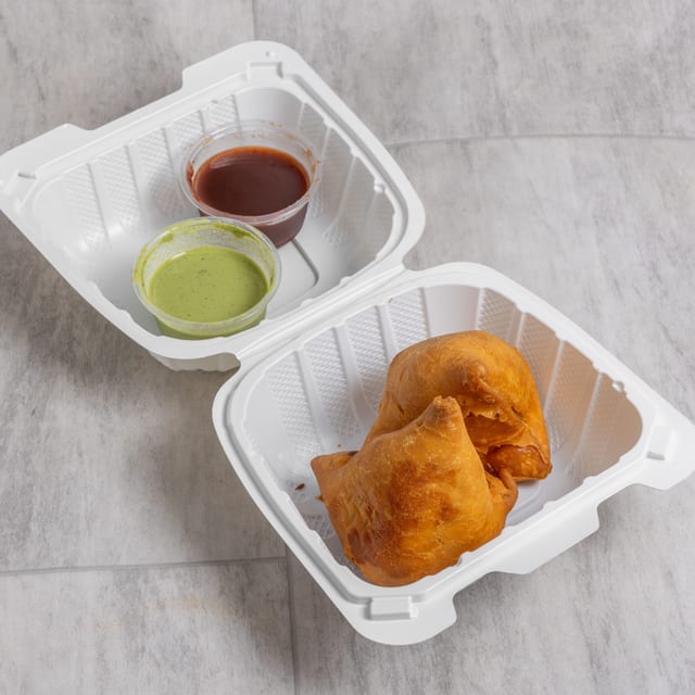 Veg Samosa Plate (2 pcs).