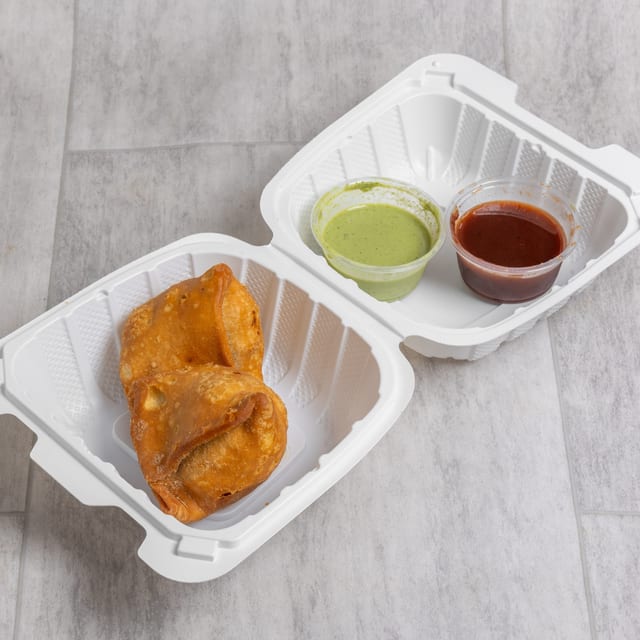 Lamb Samosa (2 pcs).